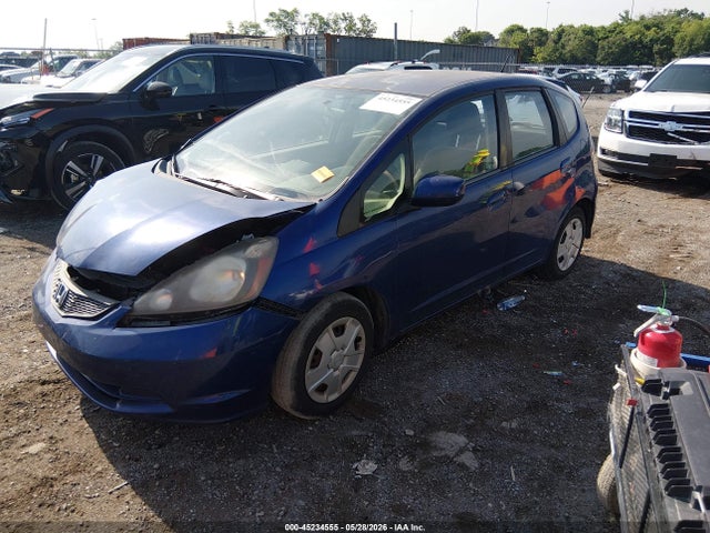 45234555 :رقم المزاد ، JHMGE8H30DC078262 vin ، 2013 Honda Fit مزاد بيع