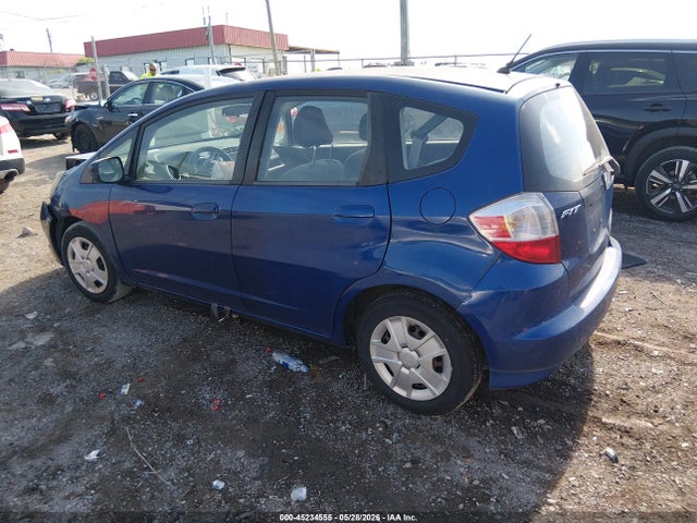 45234555 :رقم المزاد ، JHMGE8H30DC078262 vin ، 2013 Honda Fit مزاد بيع