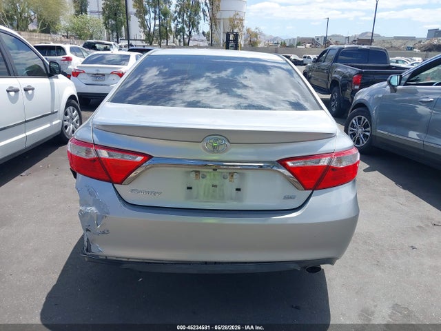 4T1BF1FK1HU748651 Toyota CAMRY SE