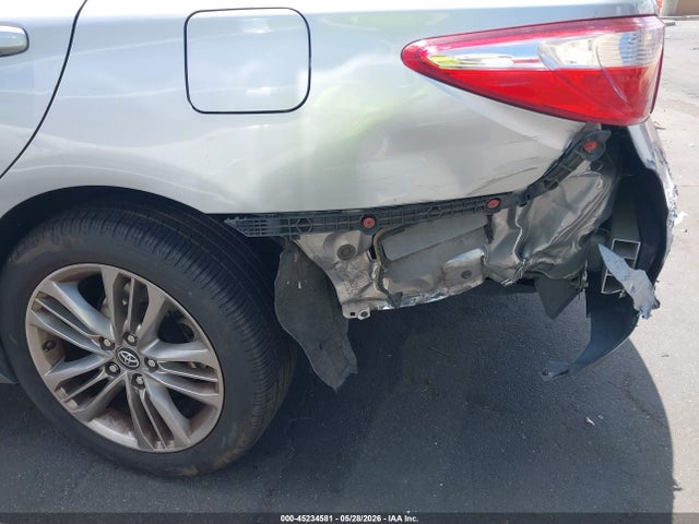 4T1BF1FK1HU748651 Toyota CAMRY SE