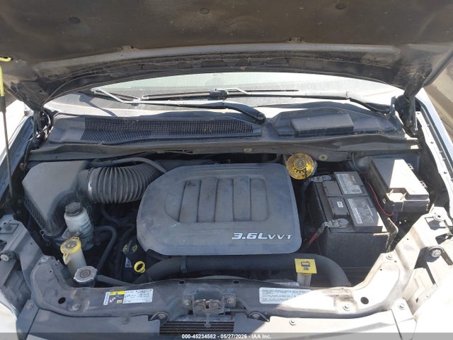45234582 :رقم المزاد ، 2C4RC1BG4ER358388 vin ، 2014 Chrysler Town & Country Touring مزاد بيع