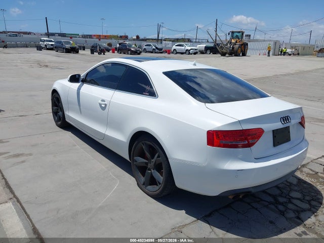 2010 Audi A5 2.0t Premium მანქანა იყიდება აუქციონზე, vin: WAULFAFR9AA068958, აუქციონის ნომერი: 45234598