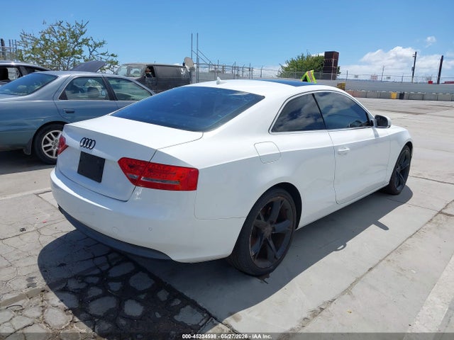 2010 Audi A5 2.0t Premium მანქანა იყიდება აუქციონზე, vin: WAULFAFR9AA068958, აუქციონის ნომერი: 45234598