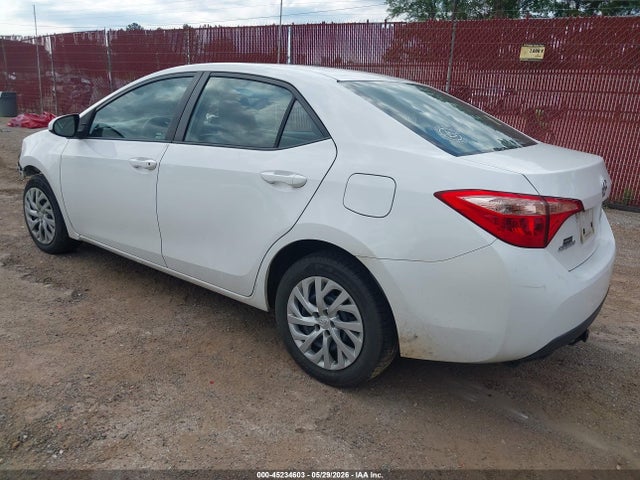Toyota COROLLA LE 2017 2T1BURHE8HC818904 Image 3