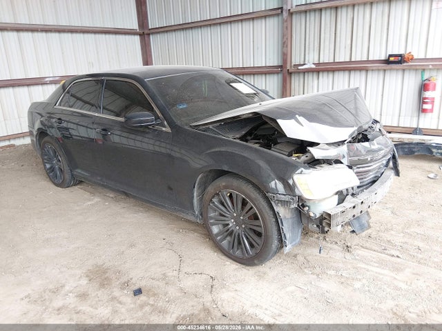 45234616 :رقم المزاد ، 2C3CCABG6EH200277 vin ، 2014 Chrysler 300 300s مزاد بيع
