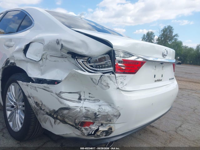 JTHBK1GG6E2085318 Lexus ES 350
