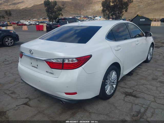 JTHBK1GG6E2085318 Lexus ES 350