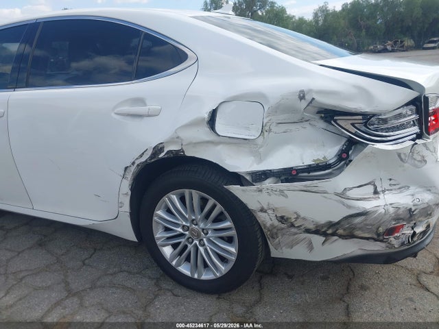 JTHBK1GG6E2085318 Lexus ES 350
