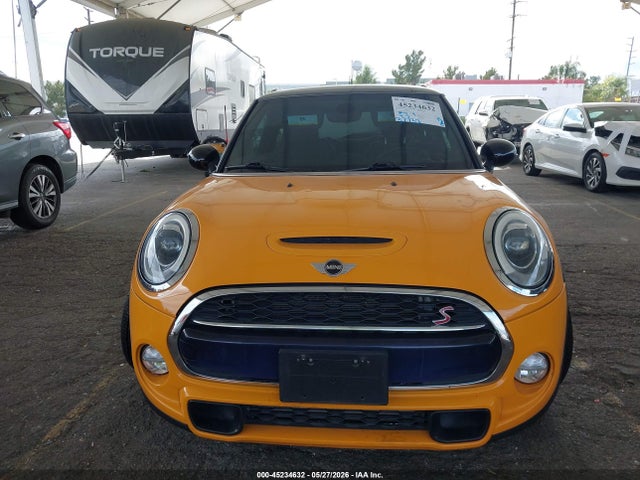 2015 Mini Hardtop Cooper S მანქანა იყიდება აუქციონზე, vin: WMWXP7C55F2A60668, აუქციონის ნომერი: 45234632