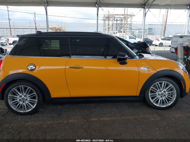 2015 Mini Hardtop Cooper S მანქანა იყიდება აუქციონზე, vin: WMWXP7C55F2A60668, აუქციონის ნომერი: 45234632