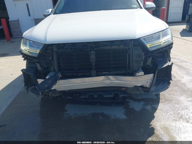 Audi Q7 3.0t Premium 2018 WA1LAAF77JD016110 Image 6