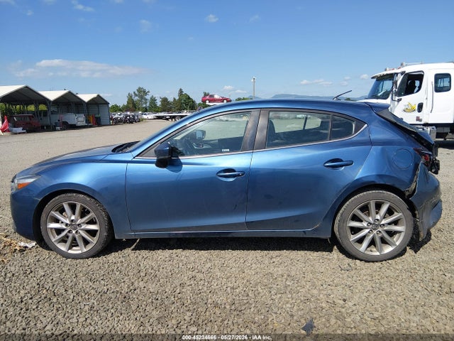 JM1BN1L77H1128640 Mazda Mazda3 Touring