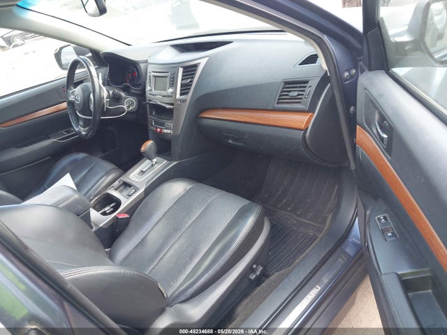 Продажа на аукционе авто 2013 Subaru Outback 2.5i Limited, vin: 4S4BRBKC2D3242001, номер лота: 45234688