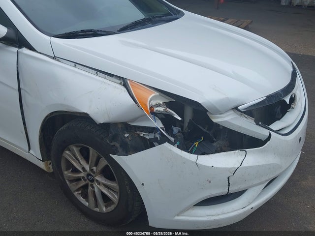 45234705 :رقم المزاد ، 5NPEB4AC8DH708134 vin ، 2013 Hyundai Sonata Gls مزاد بيع