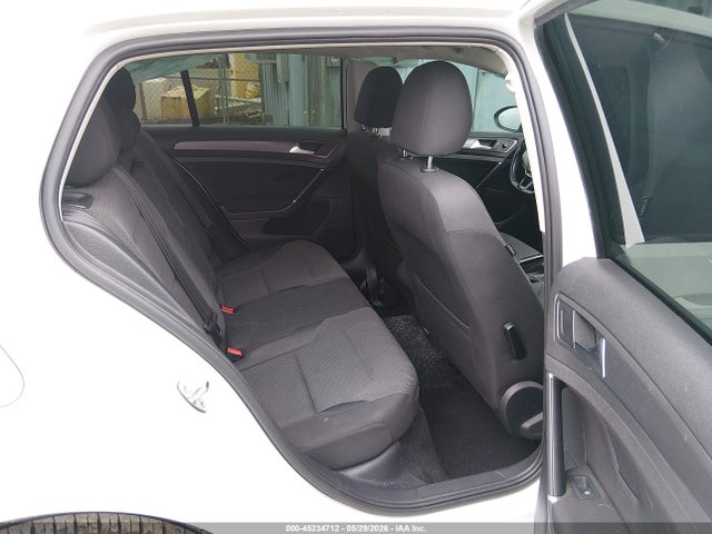45234712 :رقم المزاد ، 3VWG57AU7KM031429 vin ، 2019 Volkswagen Golf 1.4t S/1.4t Se مزاد بيع