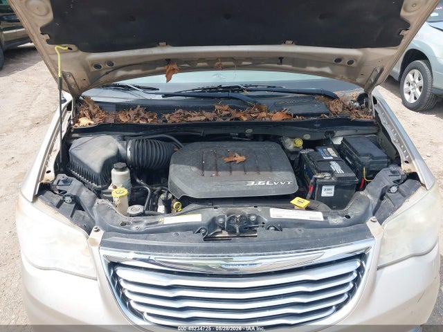 45234725 :رقم المزاد ، 2C4RC1BG2CR400764 vin ، 2012 Chrysler Town & Country Touring مزاد بيع