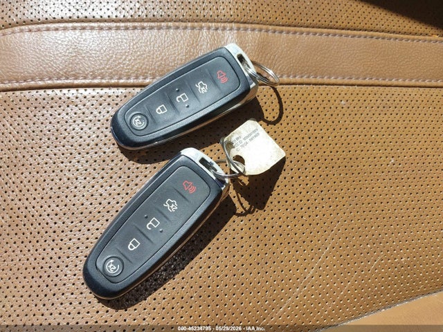 45234795 :رقم المزاد ، 2LMDJ8JKXBBJ14828 vin ، 2011 Lincoln Mkx مزاد بيع