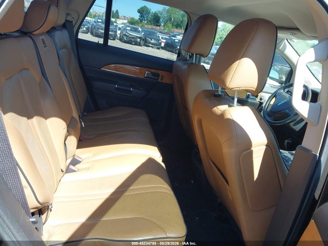 45234795 :رقم المزاد ، 2LMDJ8JKXBBJ14828 vin ، 2011 Lincoln Mkx مزاد بيع