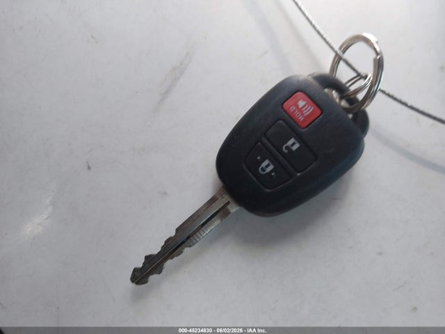 Aukcja sprzedaży 2018 Toyota Rav4 Le, vin: JTMZFREV4JD121896, numer aukcji: 45234830