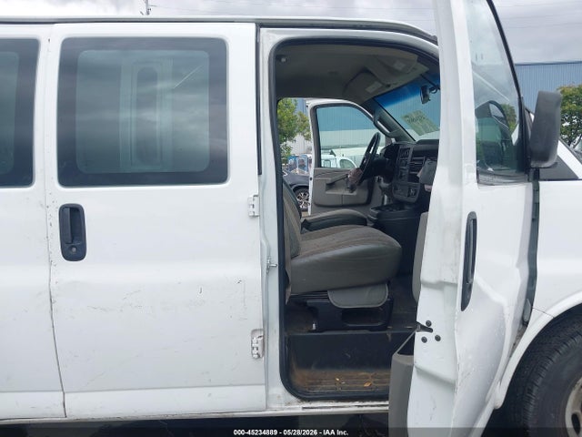 45234889 :رقم المزاد ، 1GCWGBFG7L1139773 vin ، 2020 Chevrolet Express Cargo Rwd 2500 Extended Wheelbase Wt مزاد بيع