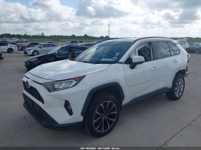 Toyota Rav4 Xle Premium 2020 2T3C1RFV0LW074147 Image 2