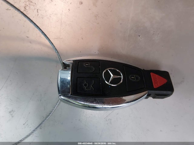 45234948 :رقم المزاد ، WDDHF9AB7BA502318 vin ، 2011 Mercedes-benz E 550 4matic مزاد بيع