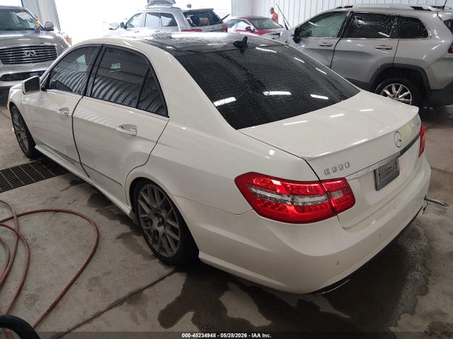45234948 :رقم المزاد ، WDDHF9AB7BA502318 vin ، 2011 Mercedes-benz E 550 4matic مزاد بيع