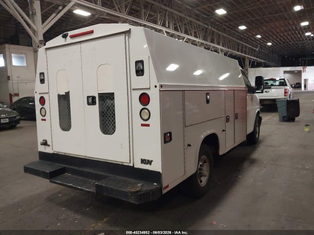 2015 Chevrolet Express Cutaway 3500 მანქანა იყიდება აუქციონზე, vin: 1GB0G2CGXF1137390, აუქციონის ნომერი: 45234952