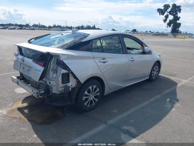 Toyota Prius Le Awd-e 2021 JTDL9MFU7M3030959 Image 4