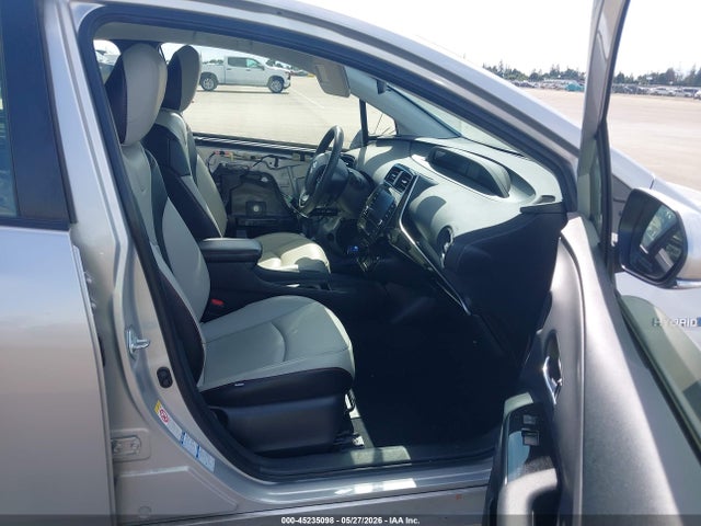 Toyota Prius Le Awd-e 2021 JTDL9MFU7M3030959 Image 5