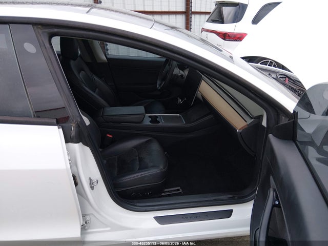 Продажа на аукционе авто 2022 Tesla Model 3 Rear-wheel Drive, vin: 5YJ3E1EA0NF124638, номер лота: 45235113