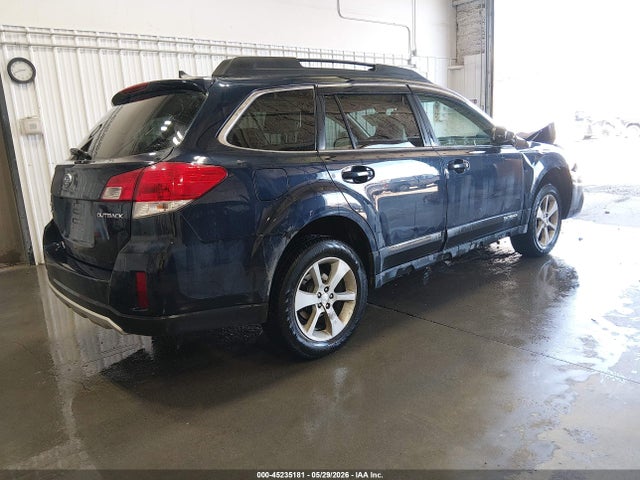 45235181 :رقم المزاد ، 4S4BRCPC7D3200731 vin ، 2013 Subaru Outback 2.5i Limited مزاد بيع
