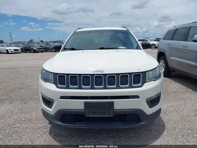 3C4NJCAB9JT343947 Jeep Compass Sport Fwd