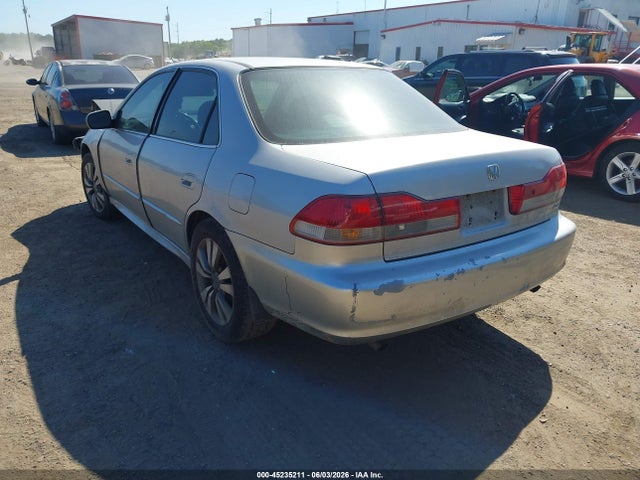 45235211 :رقم المزاد ، 1HGCG16542A077485 vin ، 2002 Honda Accord 3.0 Ex مزاد بيع