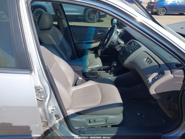 45235211 :رقم المزاد ، 1HGCG16542A077485 vin ، 2002 Honda Accord 3.0 Ex مزاد بيع