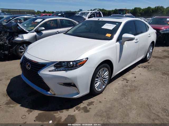 45235234 :رقم المزاد ، JTHBK1GG5G2225524 vin ، 2016 Lexus Es 350 مزاد بيع