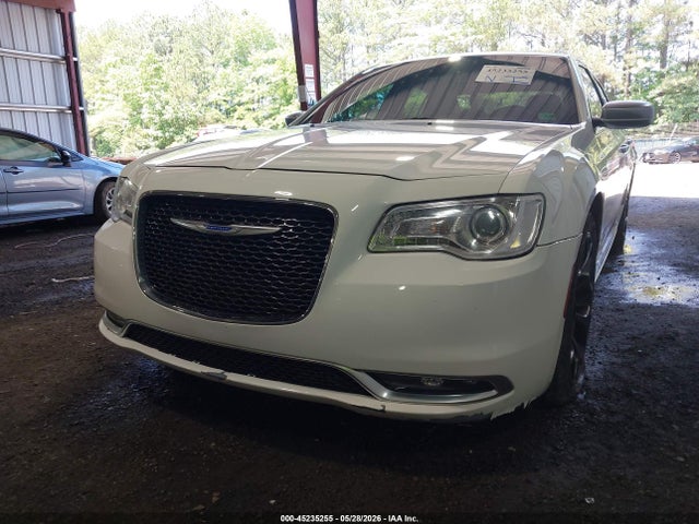 2018 Chrysler 300 300c მანქანა იყიდება აუქციონზე, vin: 2C3CCAPT1JH227788, აუქციონის ნომერი: 45235255