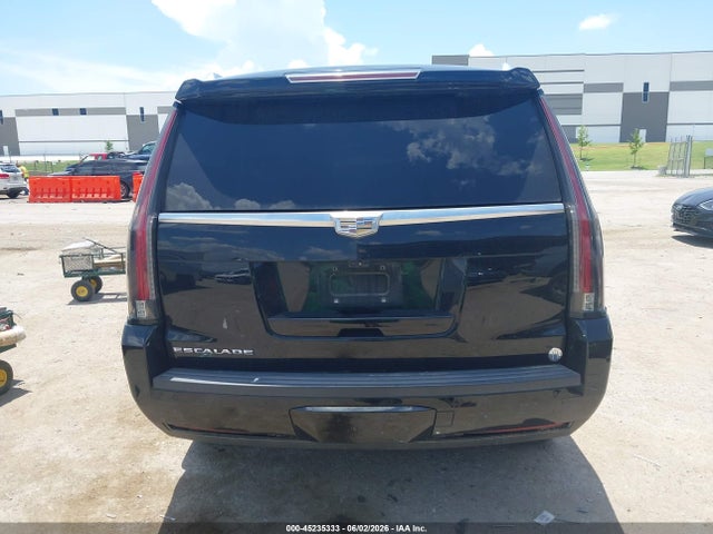 45235333 :رقم المزاد ، 1GYS3BKJ1HR294382 vin ، 2017 Cadillac Escalade Luxury مزاد بيع