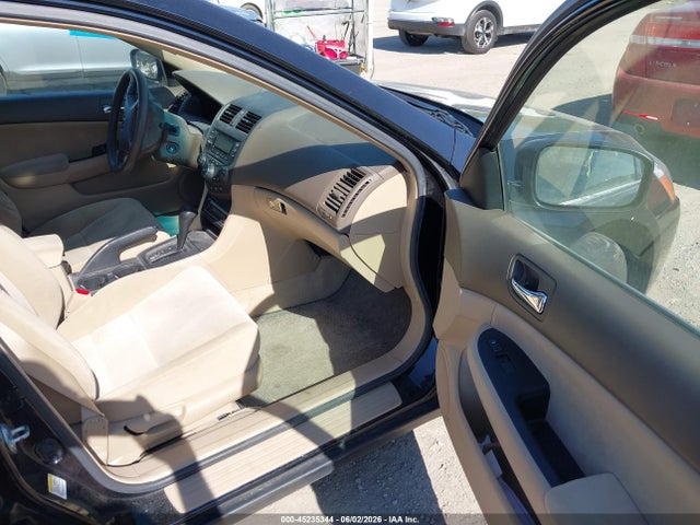 45235344 :رقم المزاد ، 1HGCM56405A186764 vin ، 2005 Honda Accord 2.4 Lx مزاد بيع