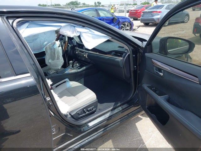 2017 Lexus Es 350 მანქანა იყიდება აუქციონზე, vin: 58ABK1GG7HU048485, აუქციონის ნომერი: 45235377