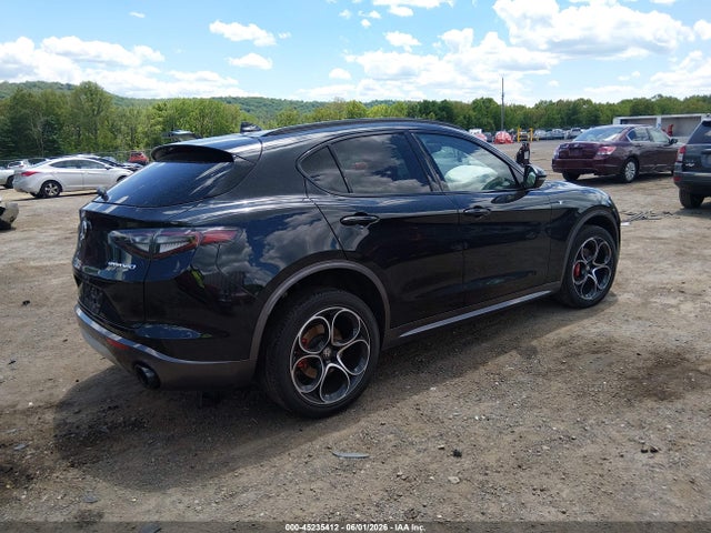 Продаж на аукціоні авто 2024 Alfa Romeo Stelvio Ti Awd, vin: ZASPAKBN2R7D79739, номер лоту: 45235412