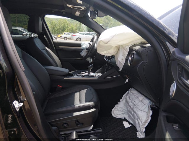 Продаж на аукціоні авто 2024 Alfa Romeo Stelvio Ti Awd, vin: ZASPAKBN2R7D79739, номер лоту: 45235412
