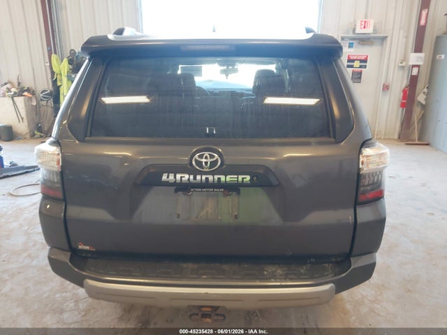 45235428 :رقم المزاد ، JTEBU5JR5H5454455 vin ، 2017 Toyota 4runner Sr5 مزاد بيع