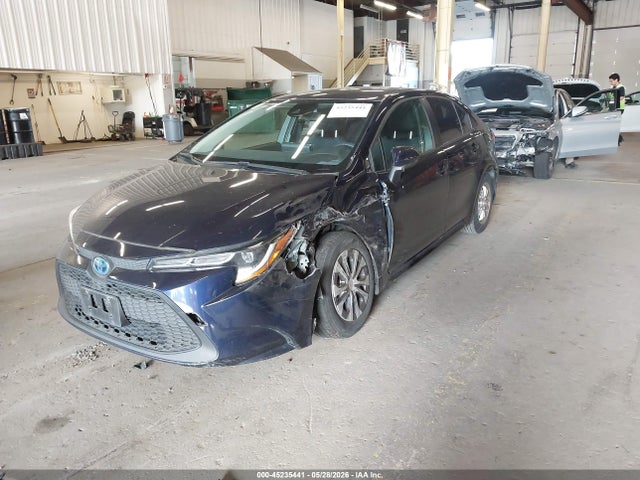 Toyota Corolla Hybrid Le 2022 JTDEAMDE7NJ037953 Image 2