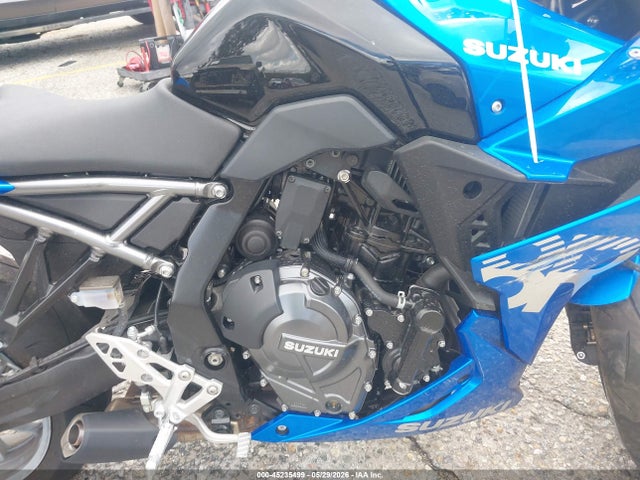 JS1EM13BXR7101753 Suzuki Gsx800 F