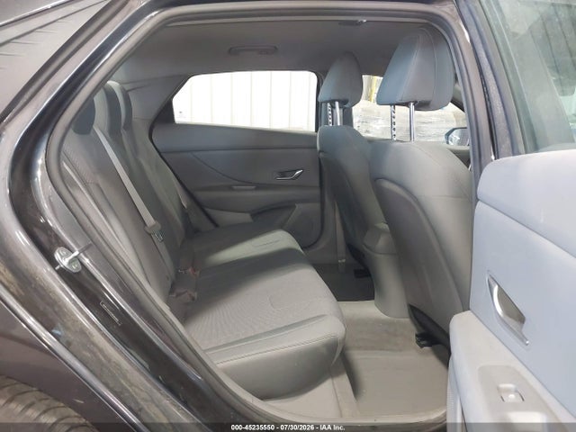 5NPLL4AGXMH046824 Hyundai ELANTRA SE