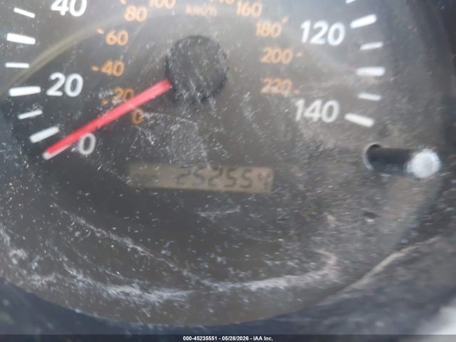 45235551 :رقم المزاد ، JTEGF21A710003765 vin ، 2001 Toyota Highlander V6 مزاد بيع