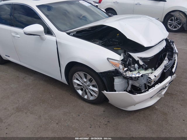 Продажа на аукционе авто 2013 Lexus Es 300h, vin: JTHBW1GG2D2006438, номер лота: 45235567