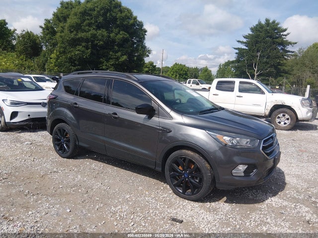 Ford ESCAPE SE 2017 1FMCU9GDXHUD49830 zdjęcie główne