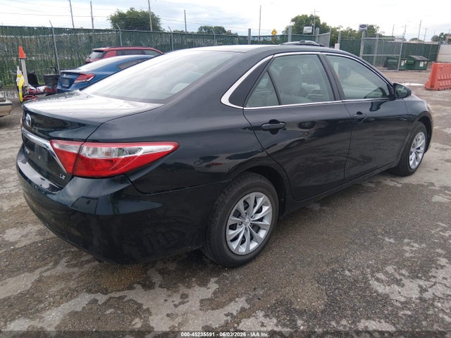 Toyota CAMRY LE 2015 4T4BF1FKXFR460680 Image 4